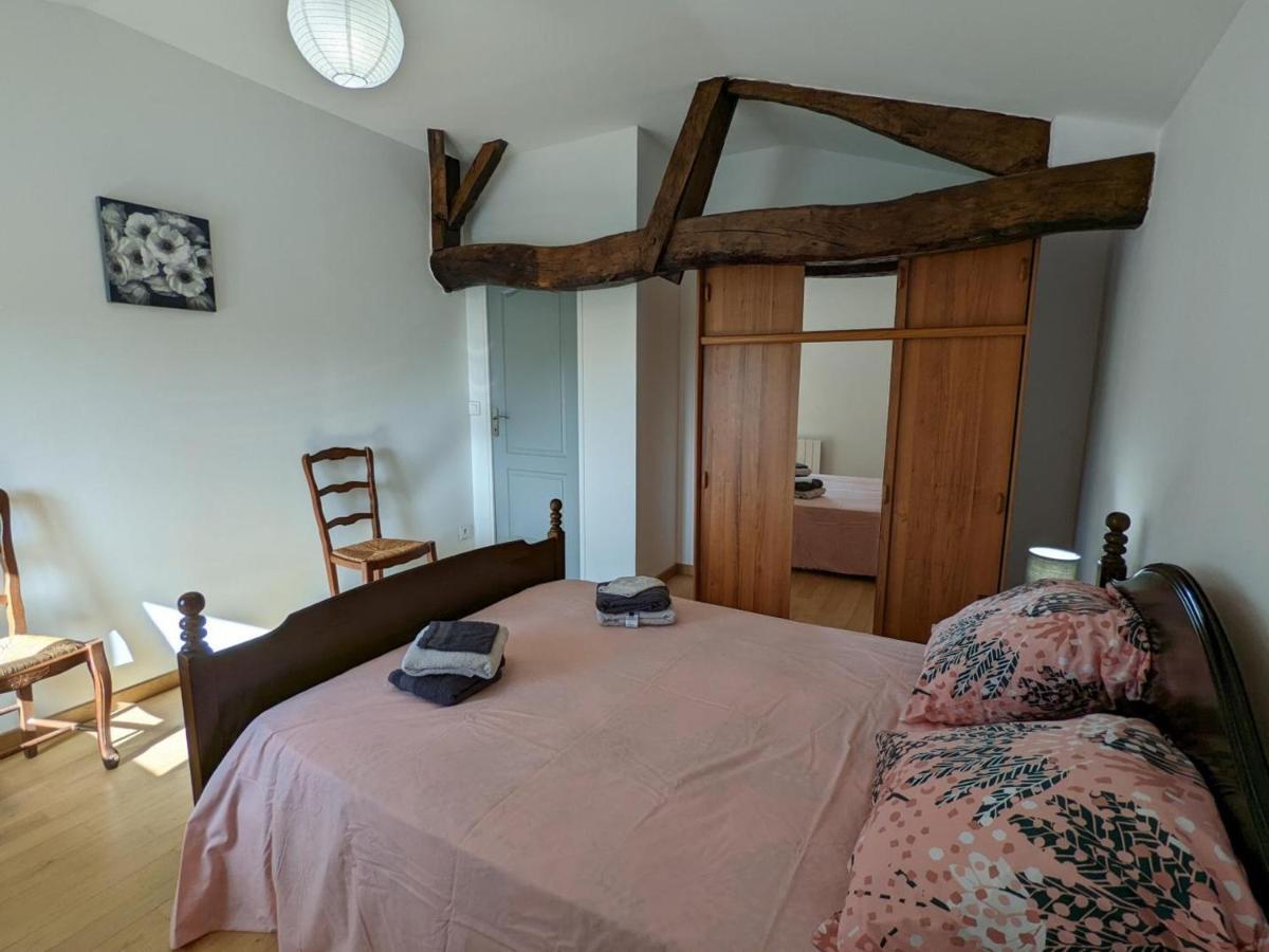 Gîte Puyréaux, 3 pièces, 4 personnes - FR-1-653-98 Exterior foto